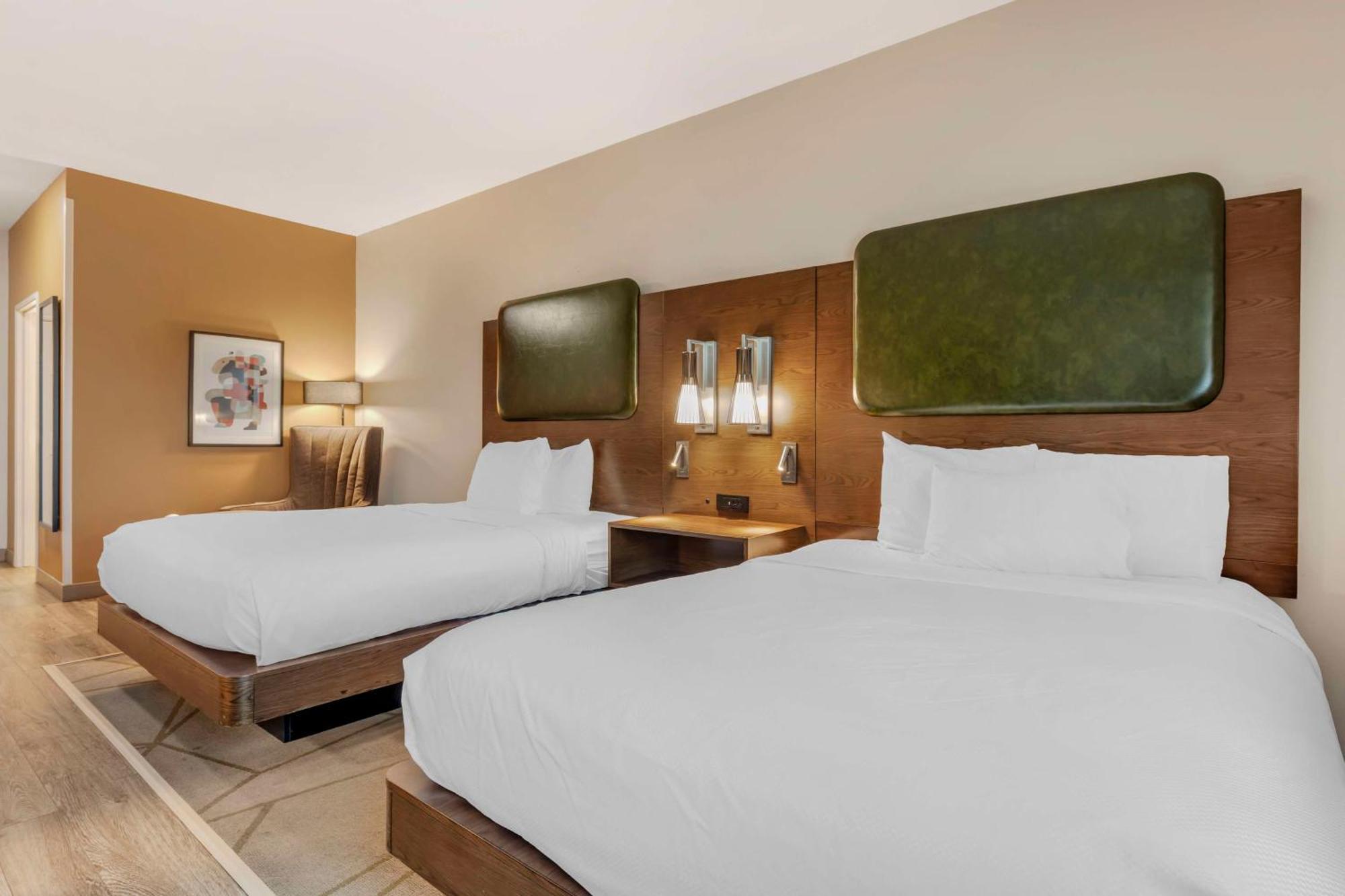 Best Western Plus Riata Brownwood Exterior foto