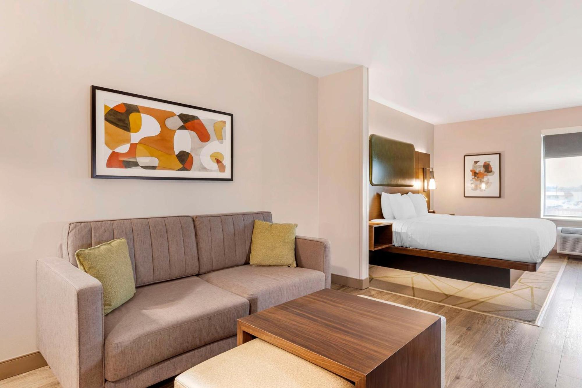 Best Western Plus Riata Brownwood Exterior foto
